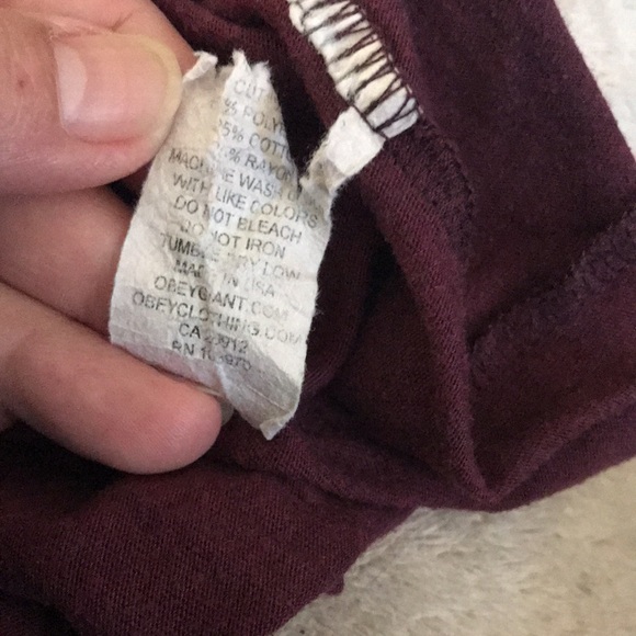 Obey Medium maroon and white short sleeved shirt 💕 - Picture 6 of 6